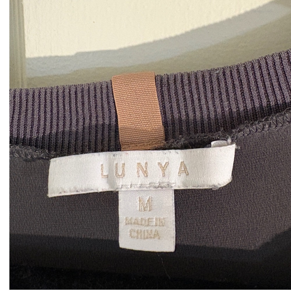 Lunya Washable Silk Tee Short Pajama Set - Eclipse Grey Medium luxury - Picture 6 of 6